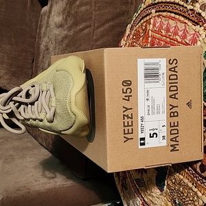 Yeezy 450 adidas